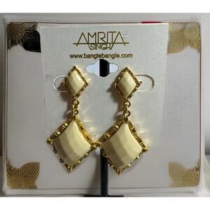 Amrita Singh Women's Gold Plated Resin Beige Off White Dangle Earrings Pierced